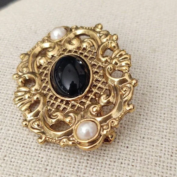 Vintage gold, black and faux pearl brooch - Picture 5 of 9